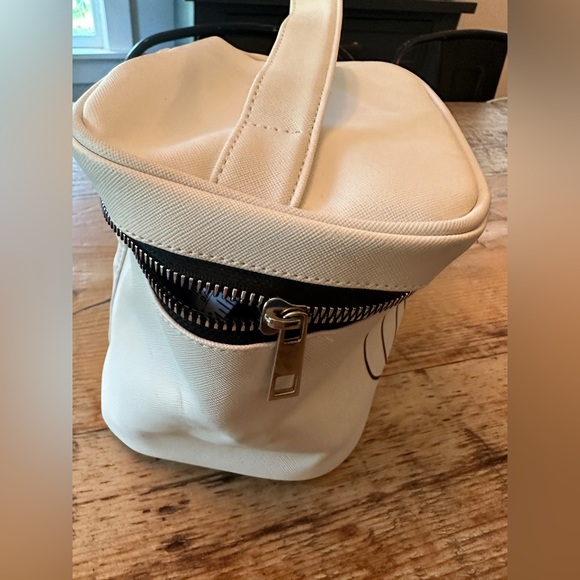 Rae Dunn Toiletries Cosmetics Makeup Pouch Bag - Picture 4 of 9